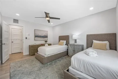 1785 NE 15th Street Fort Lauderdale FL 33304