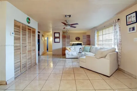 18095 SW 104th Avenue Miami FL 33157