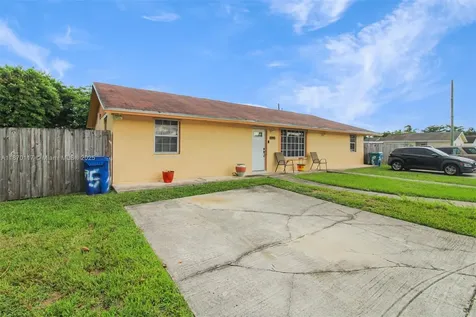 18095 SW 104th Avenue Miami FL 33157