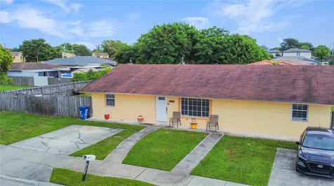 18095 SW 104th Avenue Miami FL 33157
