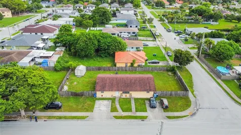 18095 SW 104th Avenue Miami FL 33157