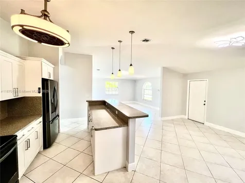 100 NW 3rd Avenue Hallandale Beach FL 33009