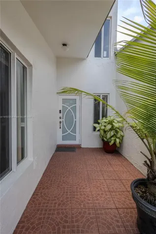 2435 SW 11th Street Miami FL 33135