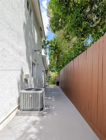 2435 SW 11th Street Miami FL 33135