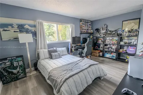 2435 SW 11th Street Miami FL 33135