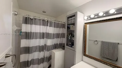 965 SW 180th Terrace Pembroke Pines FL 33029