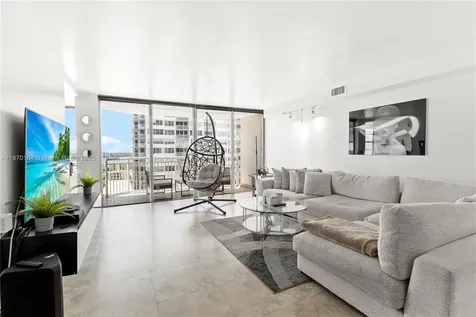 18071 Biscayne Boulevard Aventura FL 33160