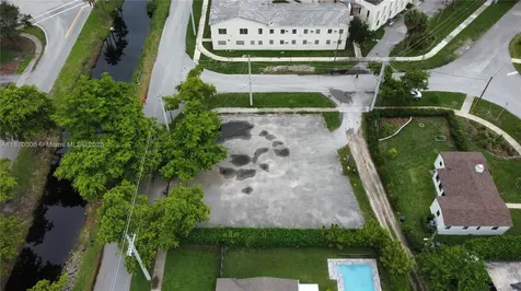 425 Esplanade Drive Miami Springs FL 33166
