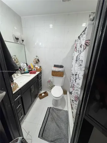 6411 W 27th Way Hialeah FL 33016