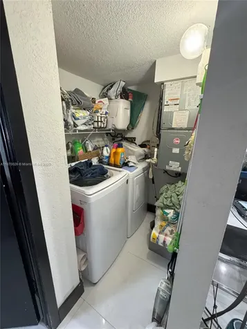 6411 W 27th Way Hialeah FL 33016