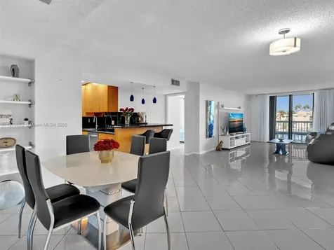 1500 S Ocean Drive Hollywood FL 33019