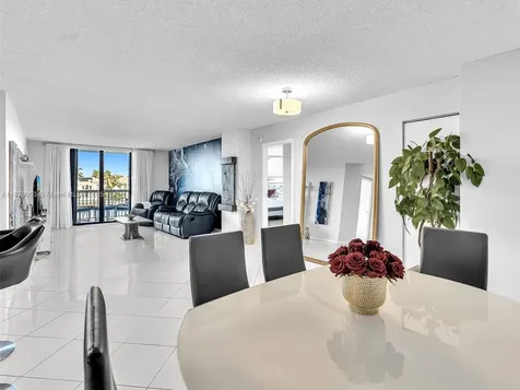 1500 S Ocean Drive Hollywood FL 33019