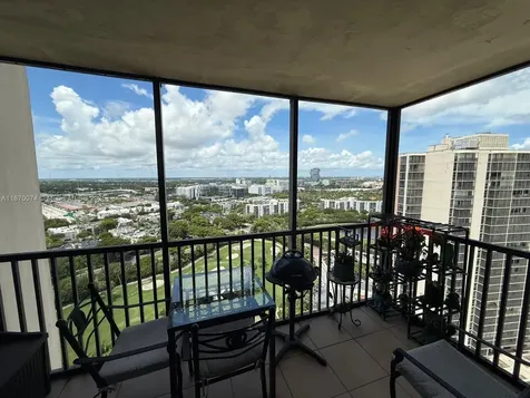 20335 W Country Club Drive Aventura FL 33180