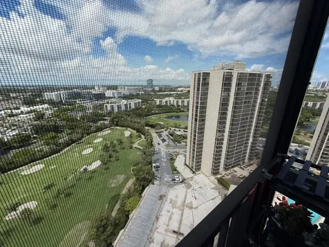 20335 W Country Club Drive Aventura FL 33180