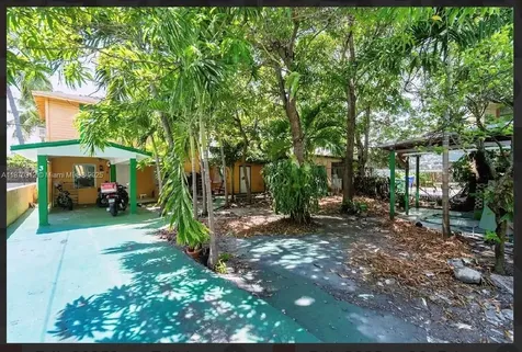 1260 SW 5th Street Miami FL 33135