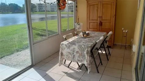 1087 Harwood F Deerfield Beach FL 33442