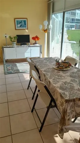 1087 Harwood F Deerfield Beach FL 33442