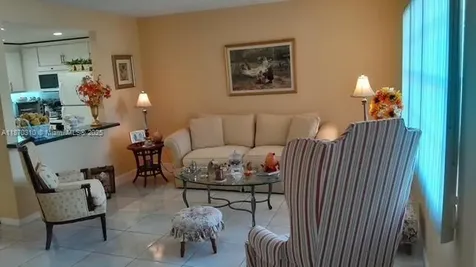 1087 Harwood F Deerfield Beach FL 33442