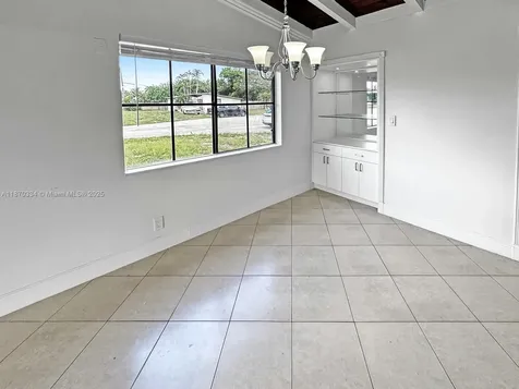 2861 Davie Boulevard Fort Lauderdale FL 33312