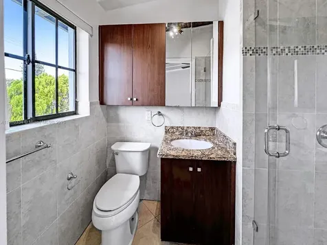 2861 Davie Boulevard Fort Lauderdale FL 33312