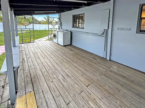 2861 Davie Boulevard Fort Lauderdale FL 33312