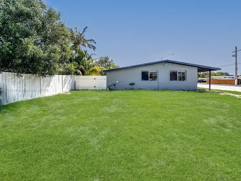 2861 Davie Boulevard Fort Lauderdale FL 33312