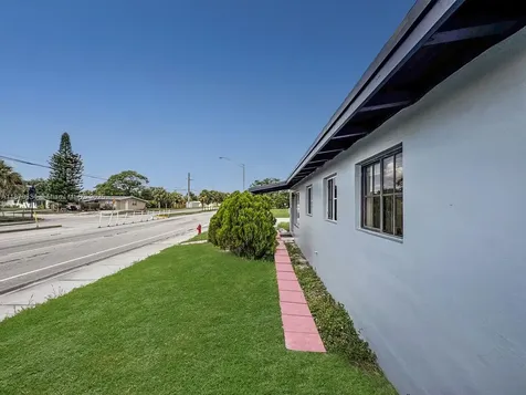 2861 Davie Boulevard Fort Lauderdale FL 33312