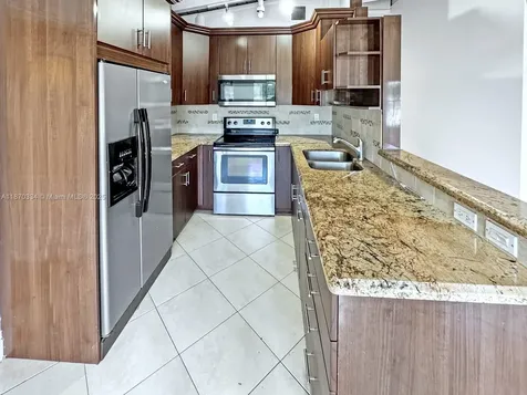 2861 Davie Boulevard Fort Lauderdale FL 33312