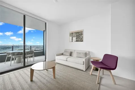 159 NE 6th Street Miami FL 33132