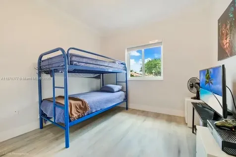 16013 SW 148th Terrace Miami FL 33196