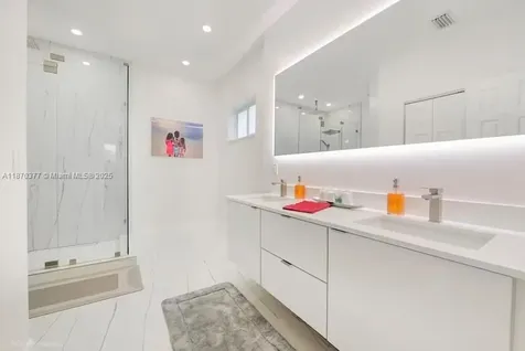 16013 SW 148th Terrace Miami FL 33196