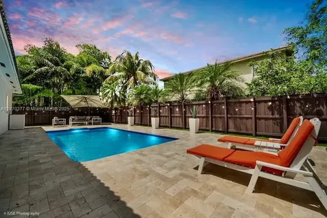 16013 SW 148th Terrace Miami FL 33196
