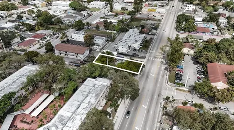 2600 NW 22nd Avenue Miami FL 33142