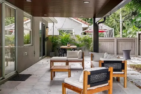 5397 Grande Palm Circle Delray Beach FL 33484