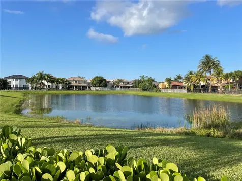 162 Court SW 70 Street Kendall FL 33193