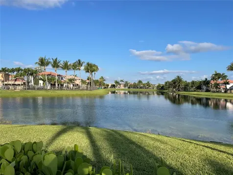 162 Court SW 70 Street Kendall FL 33193