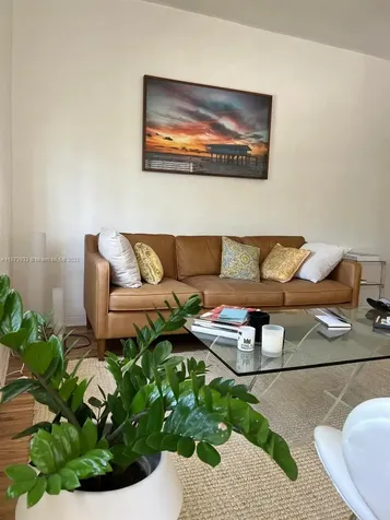 1551 Michigan Avenue Miami Beach FL 33139