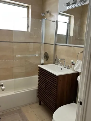 1551 Michigan Avenue Miami Beach FL 33139