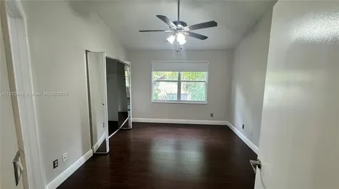 443 SW 122nd Terrace Pembroke Pines FL 33025
