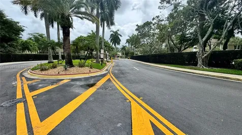 443 SW 122nd Terrace Pembroke Pines FL 33025