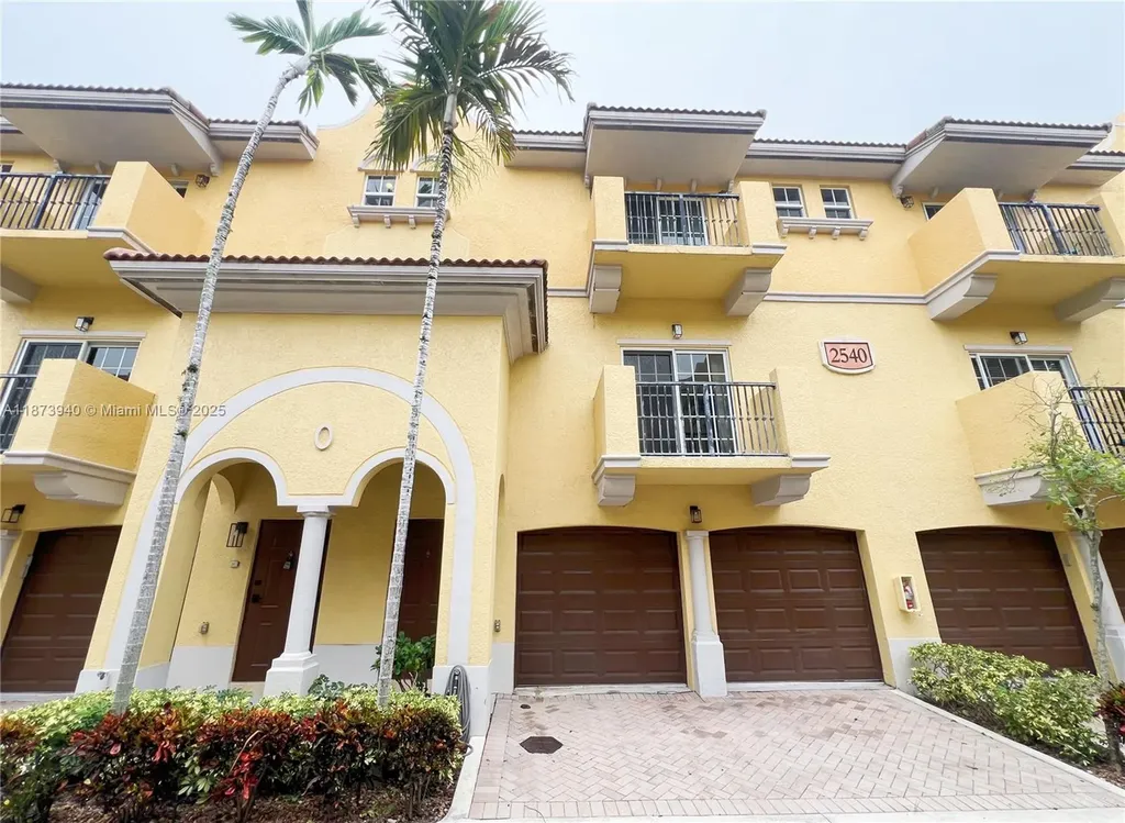 2540 SW 14th Avenue Fort Lauderdale FL 33315