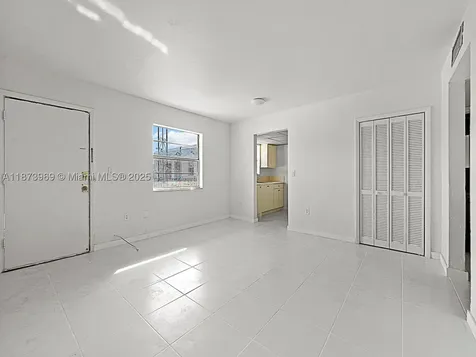 10305 SW 40th Street Miami FL 33165