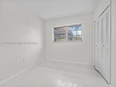 10305 SW 40th Street Miami FL 33165