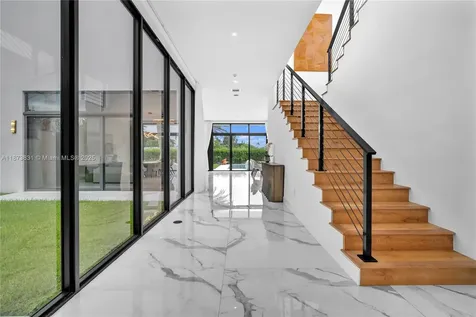 16572 S Botaniko Drive S Weston FL 33326