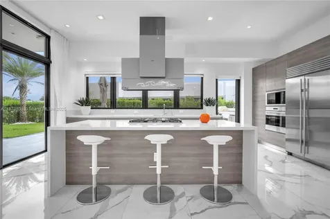 16572 S Botaniko Drive S Weston FL 33326