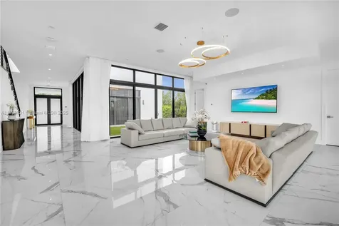 16572 S Botaniko Drive S Weston FL 33326