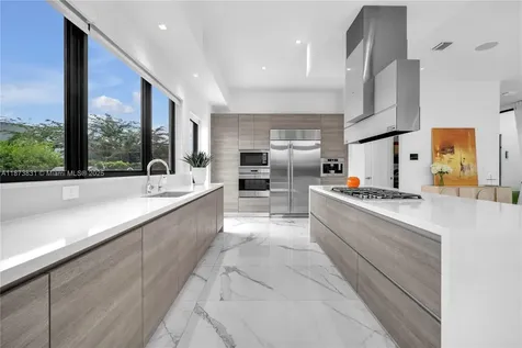 16572 S Botaniko Drive S Weston FL 33326