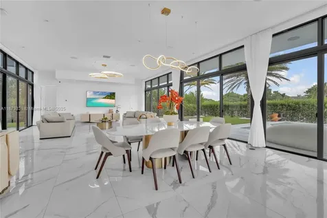 16572 S Botaniko Drive S Weston FL 33326