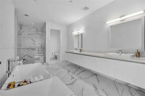 16572 S Botaniko Drive S Weston FL 33326