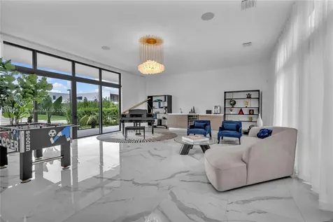 16572 S Botaniko Drive S Weston FL 33326